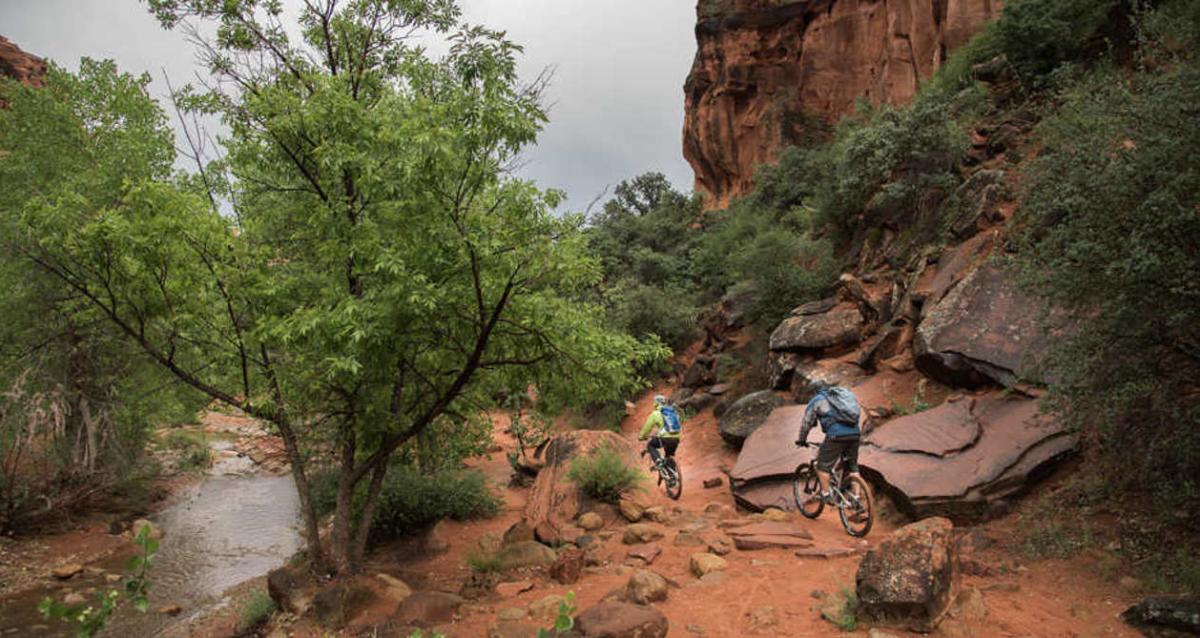 Red Cliffs hiking area in Southern Utah