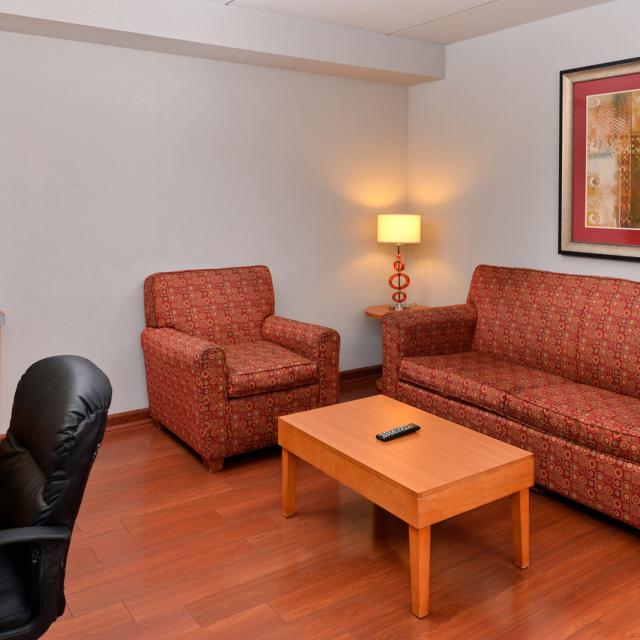 Comfort Suites Virginia Center Commons