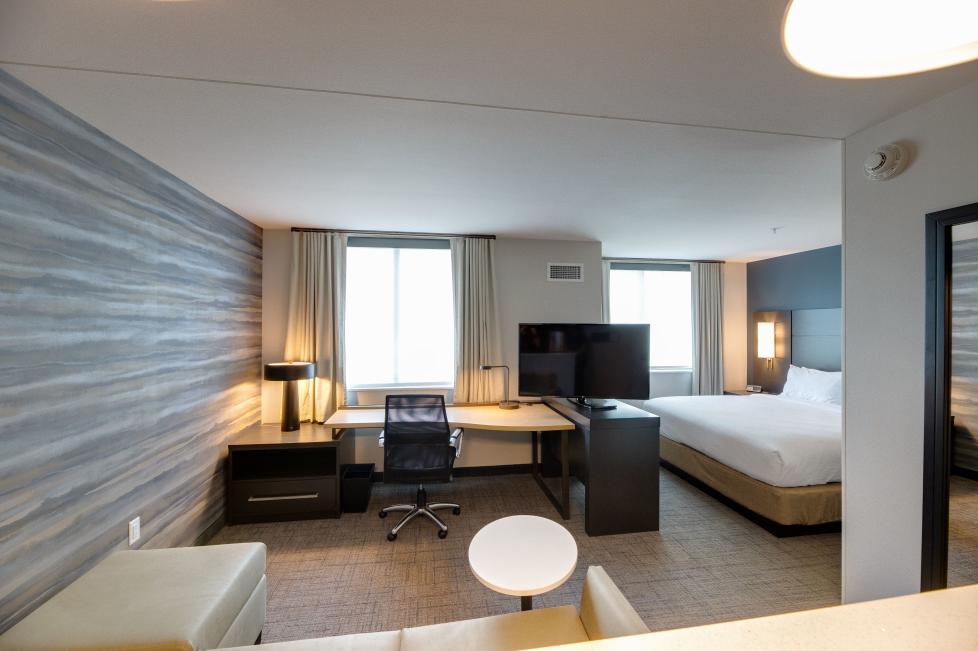 Studio King Suite