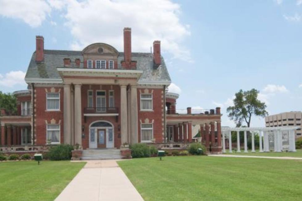 Thistle Hill Temporarily Closed Fort Worth Tx 76104 2028