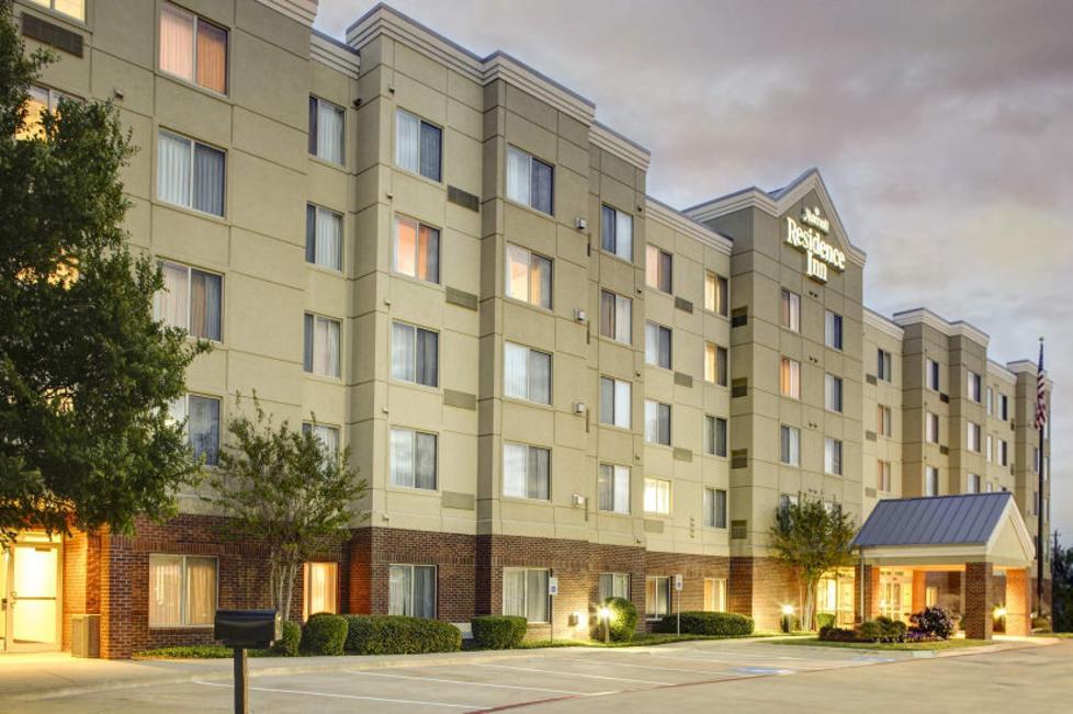 residence inn alliance airpot