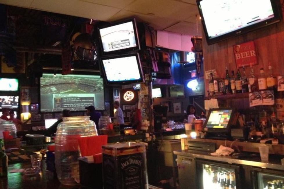 woody's tavern