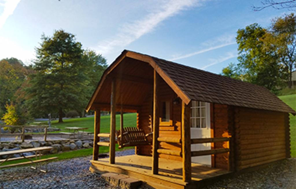 Elizabethtown/Hershey KOA Cabin