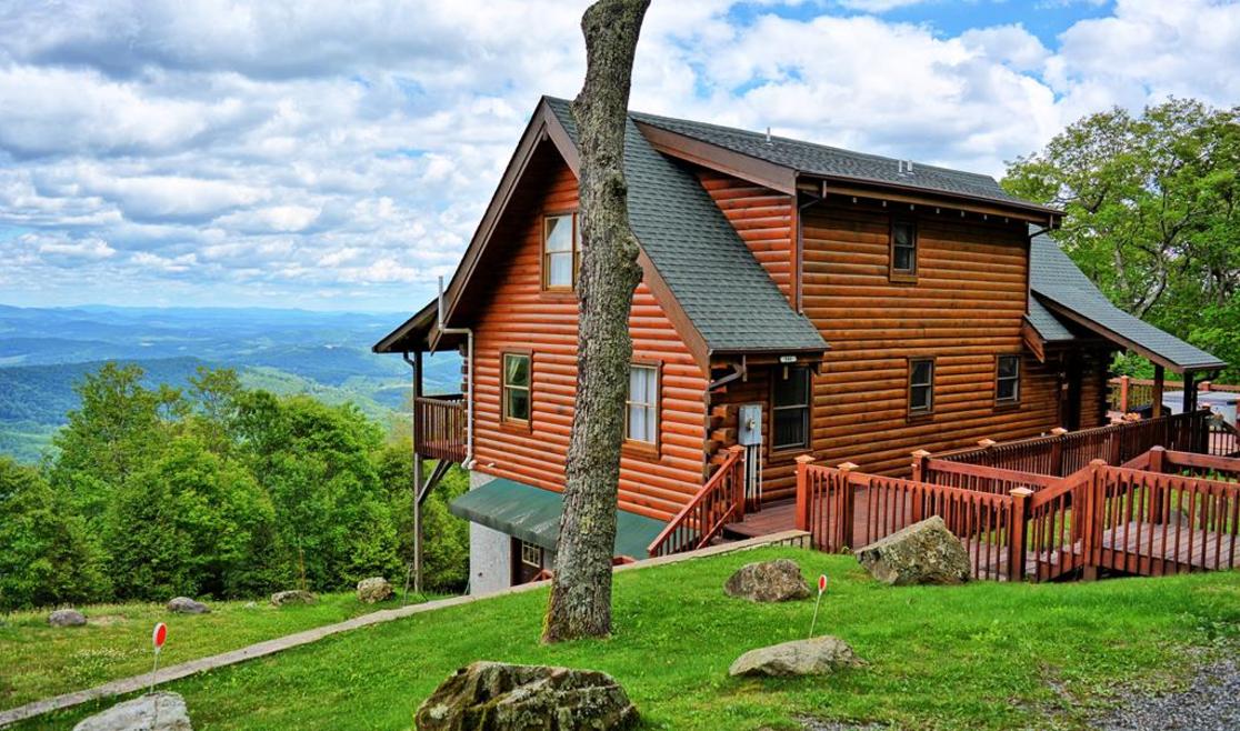 Mountain cabin hot sale rentals