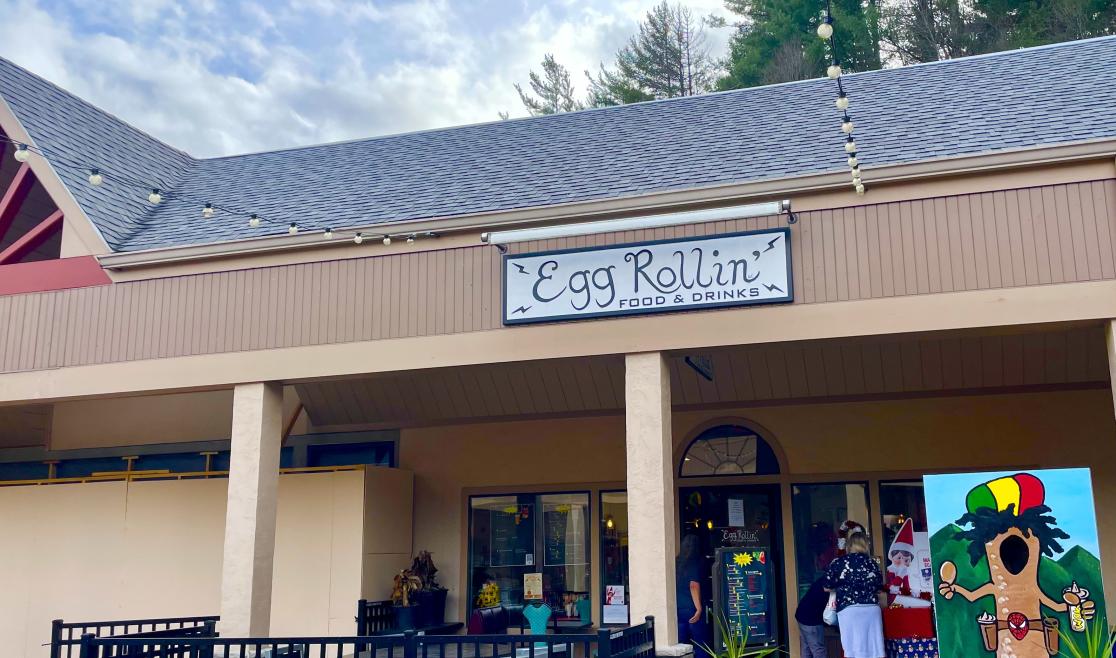 Egg Rollin Tanger Outlets.jpg