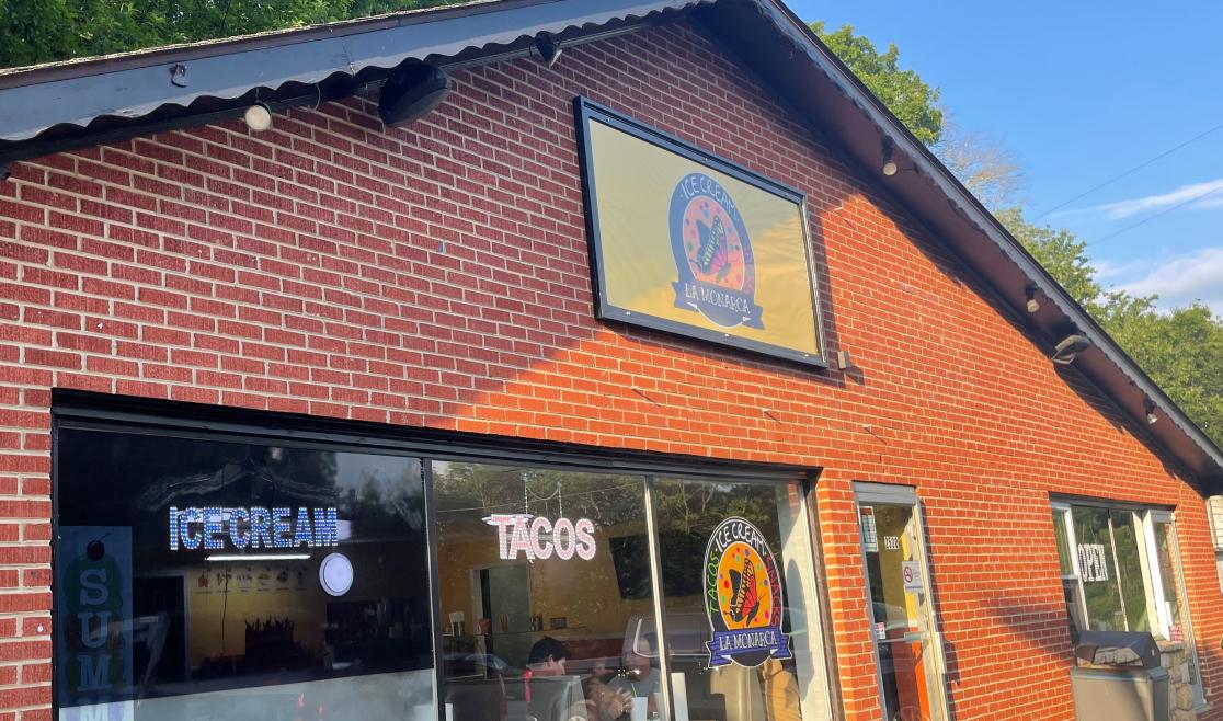Taqueria La Monarca.jpg