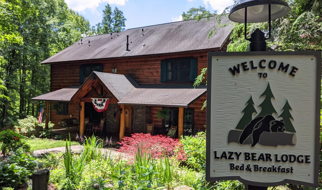 Lazy Bear Lodge.jpg