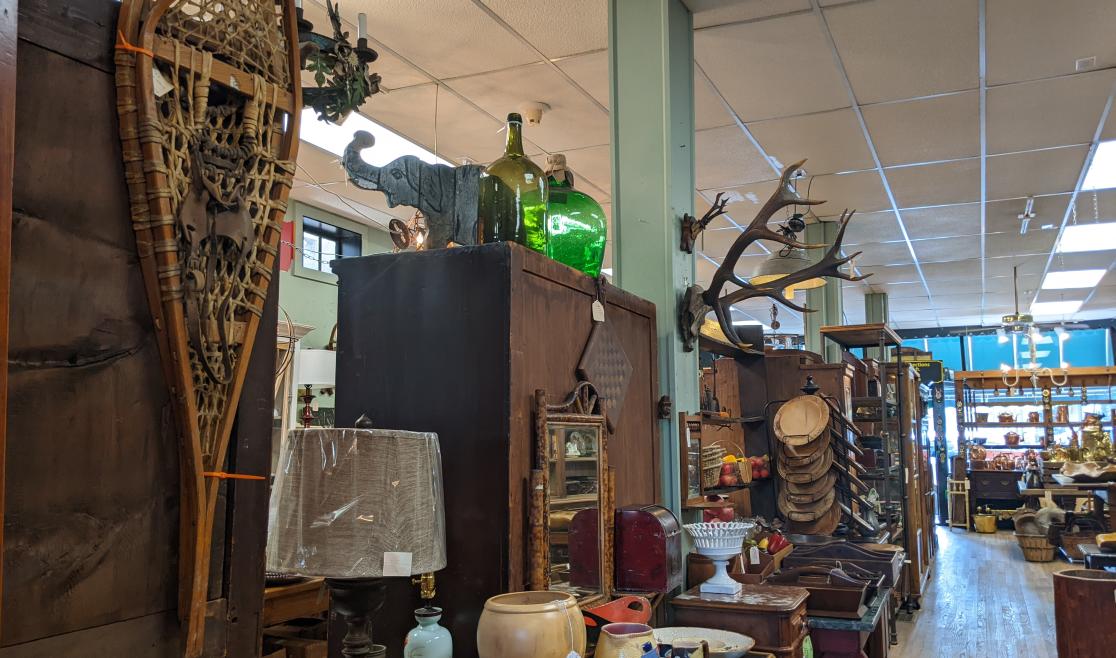 Windwood Antiques.jpg