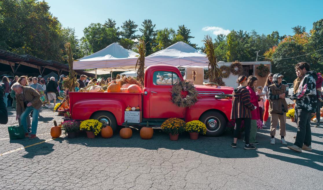 Boone_Fall23_FarmMkt-0001757_websize.jpg