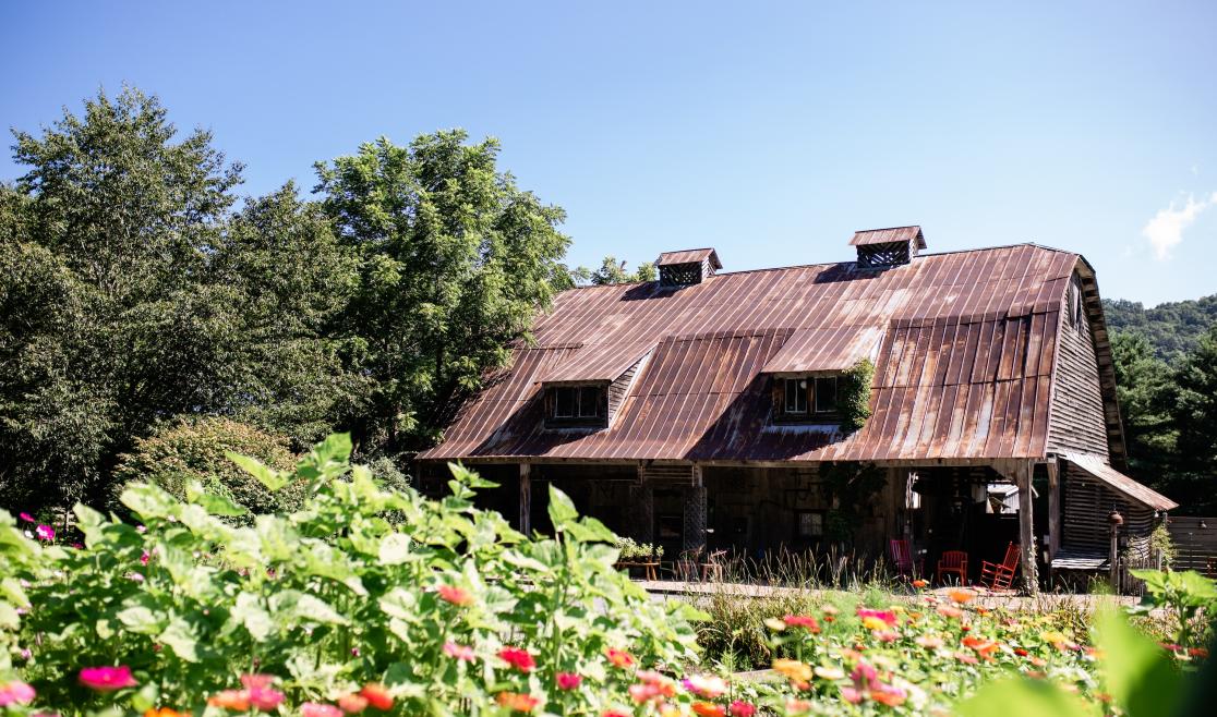 Mast Farm Inn Barnyard Garden WEB.jpg