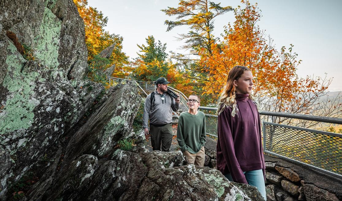 Boone_Fall23_BlowingRock-20232235_websize.jpg