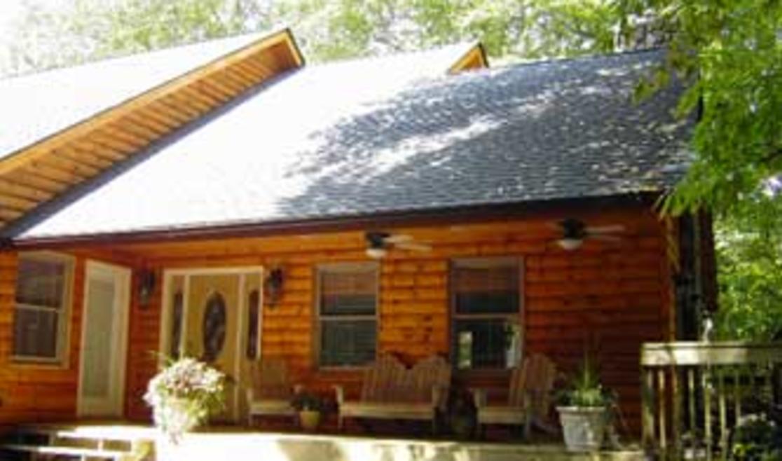 Hummingbird Hill Cabin Village