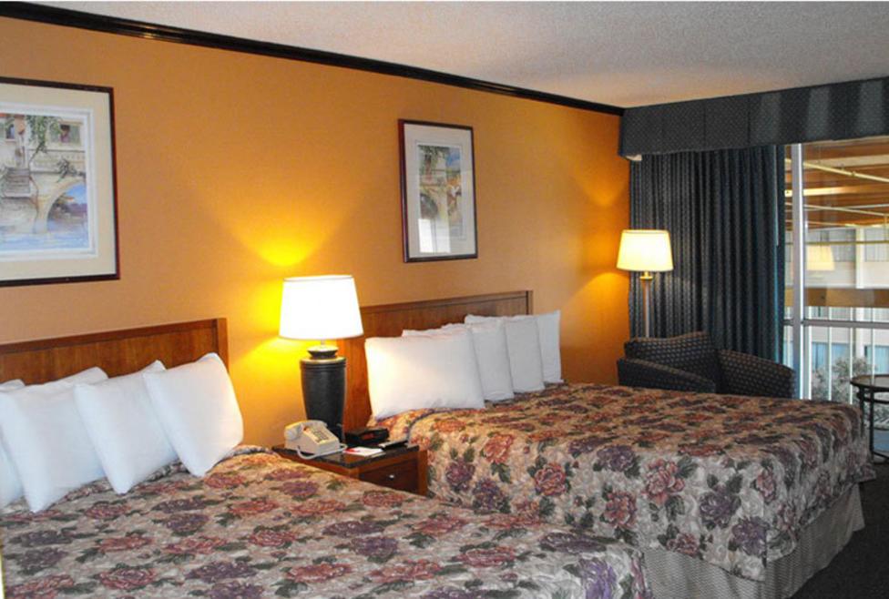 DFW Airport Hotel and Conference Center - Double