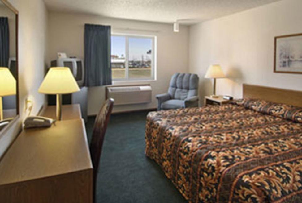 Super 8 Hotel Dfw South Irving Tx 75062