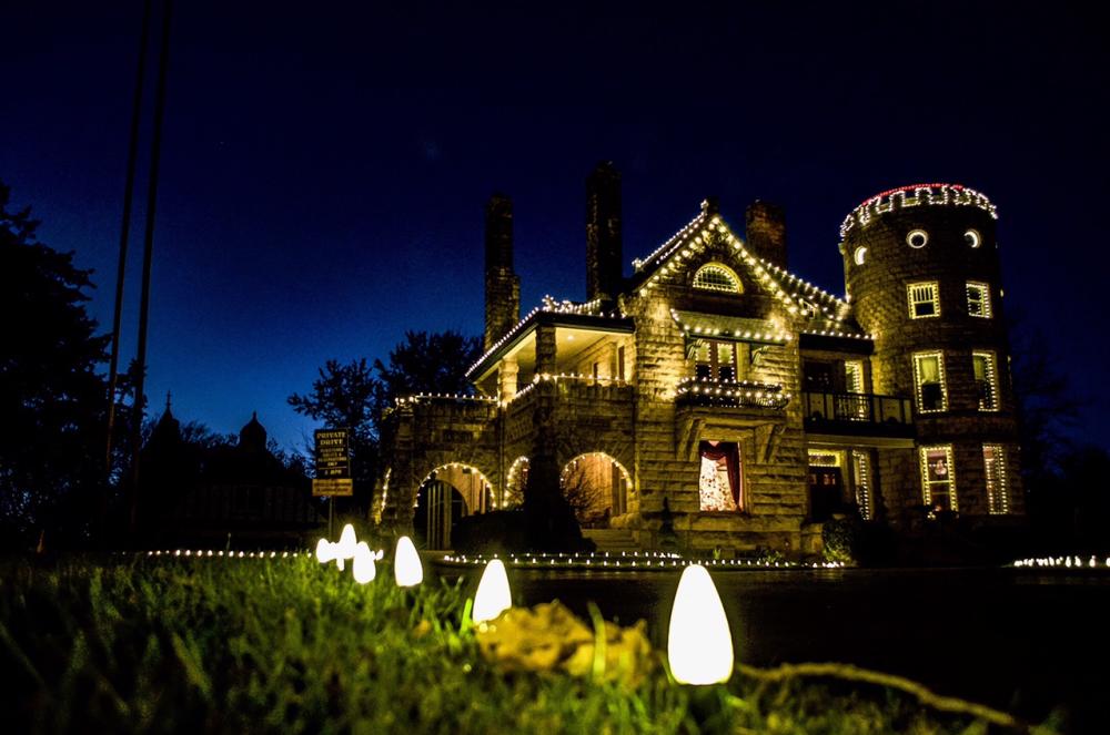 Best places to see Christmas lights in Wichita 2019