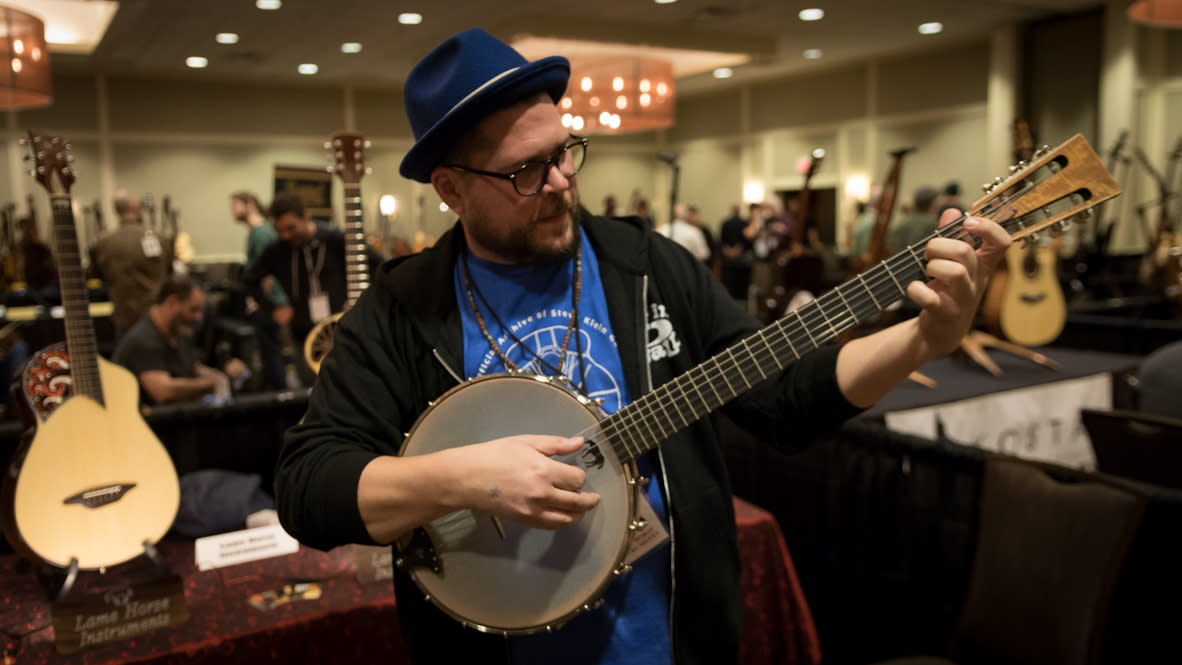 Artisan Guitar - Banjo