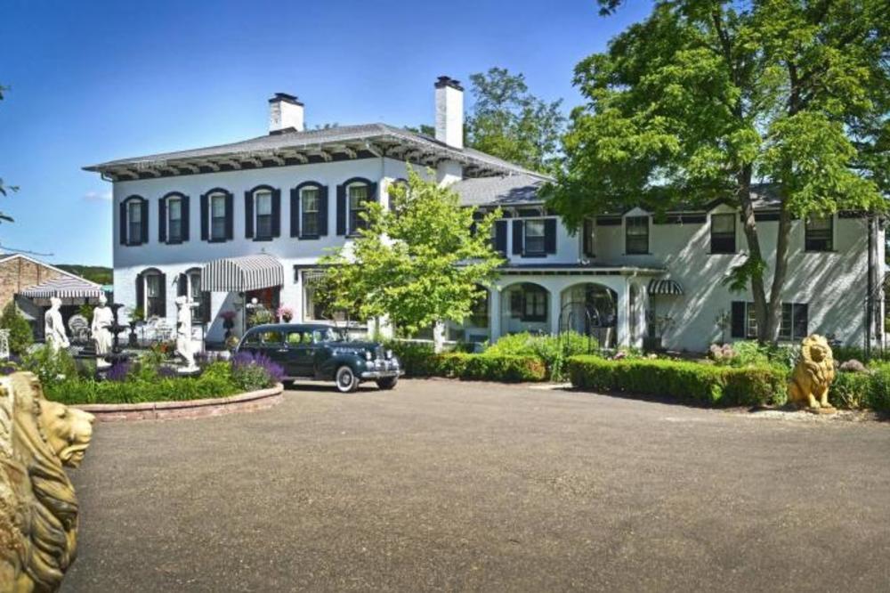 Maxwell Mansion