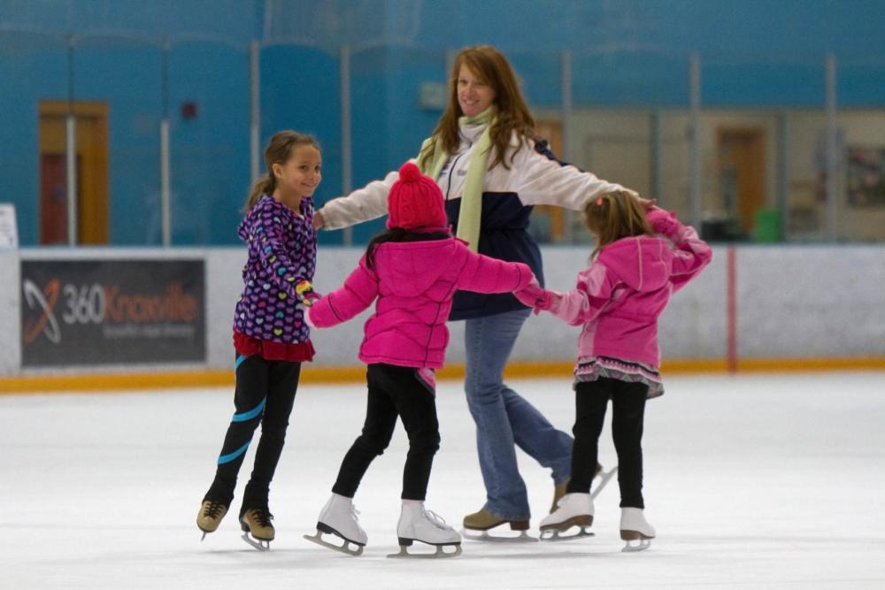 Kids Ice Skating at Ice Chalet In Knoxville, TN
