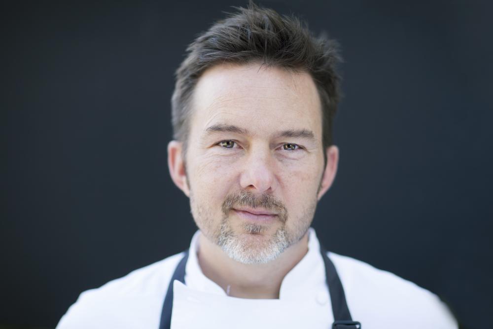 Chef Tyson Cole headshot