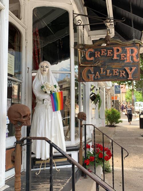 Creeper Gallery