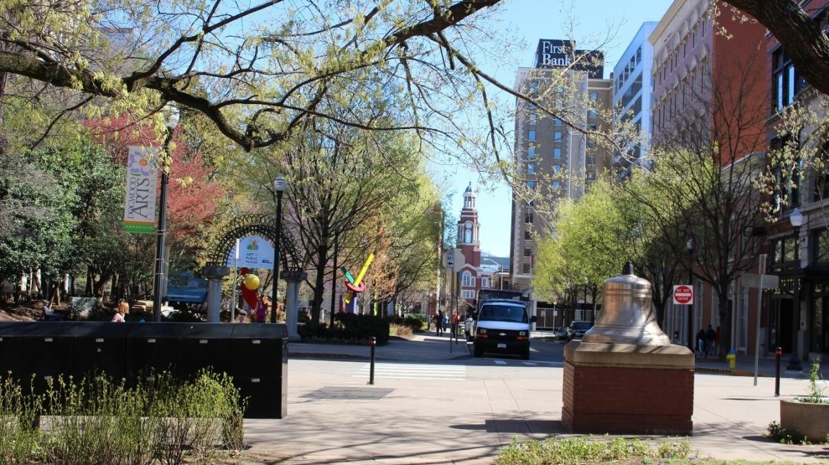 Downtown Knoxville – View looking down Market Street