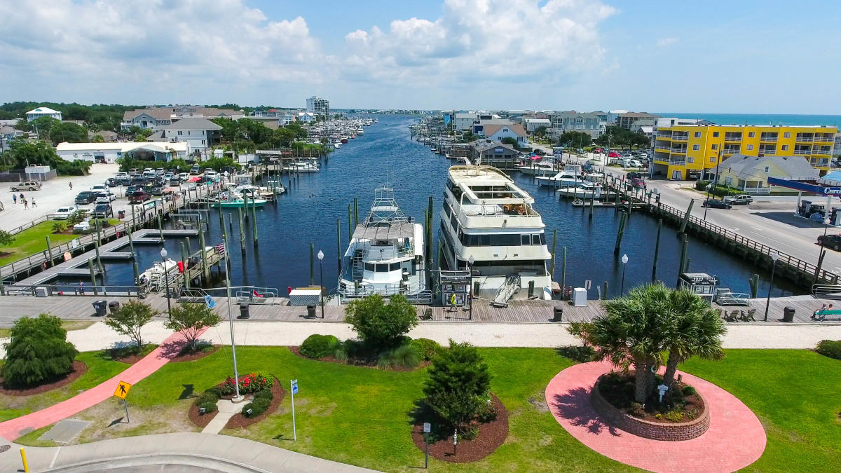 Boats parked in Carolina Beach Marina
