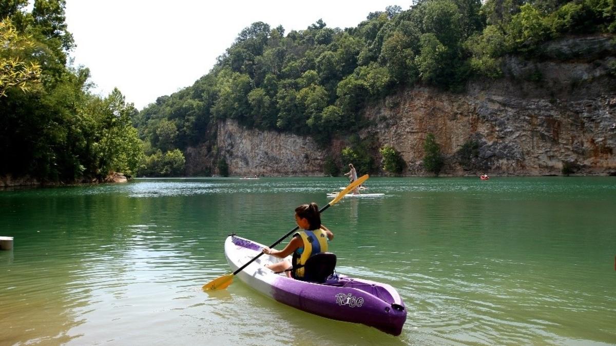 ​Stand Up Paddleboardling at Ijams