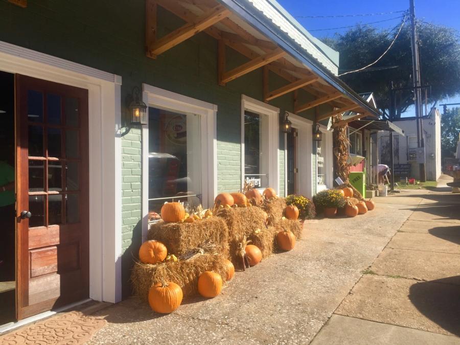 Fall harvest decor in Forest City