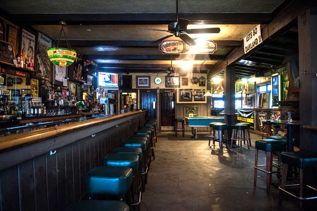 main bar