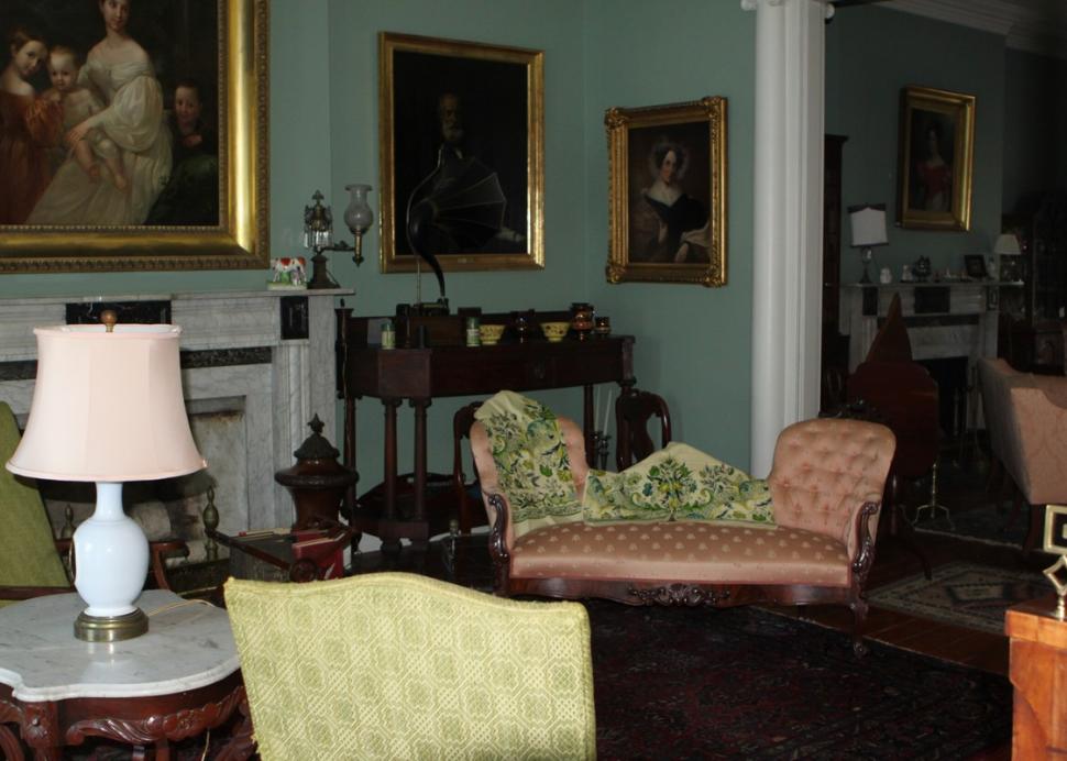 The living room at the Geneva Historical Society Prouty-Chew House