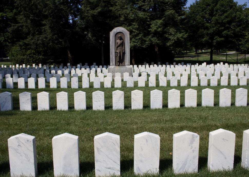 Woodlawn National Cemetery
