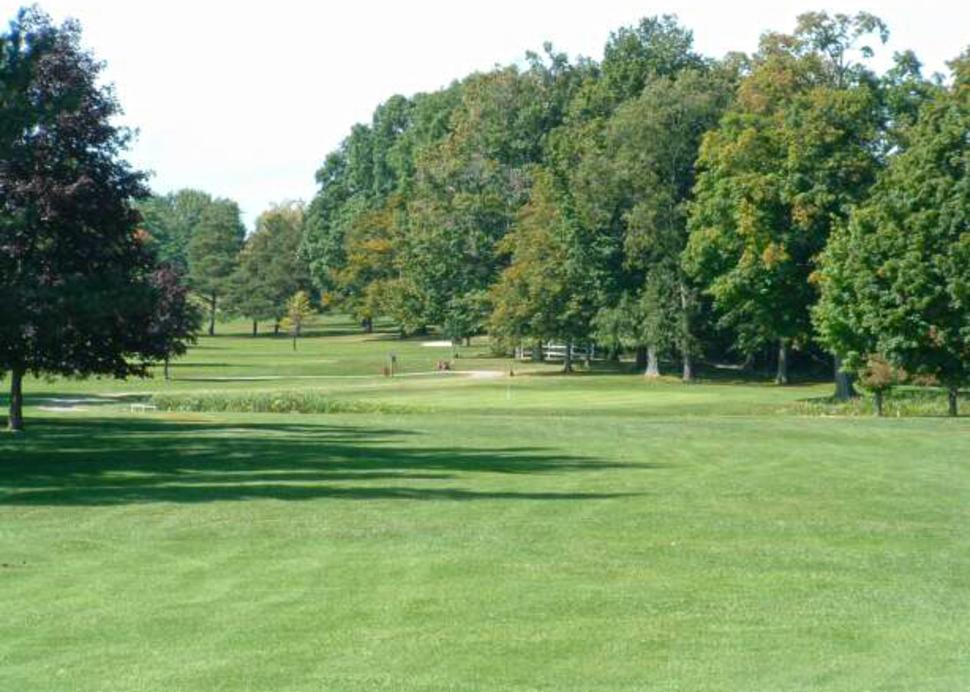 Lakeview Golf and Country Club 1