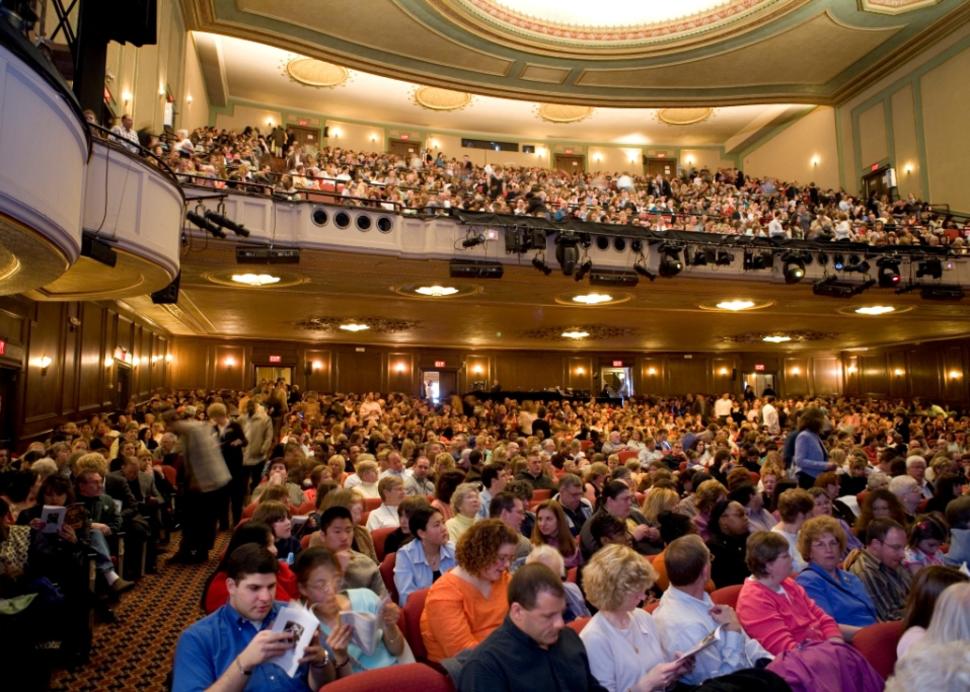 Crowd cheers at Rochester Broadway Theatre League's Auditorium