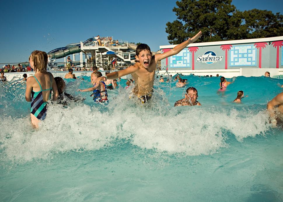 seabreezeWave Pool Jump.jpg