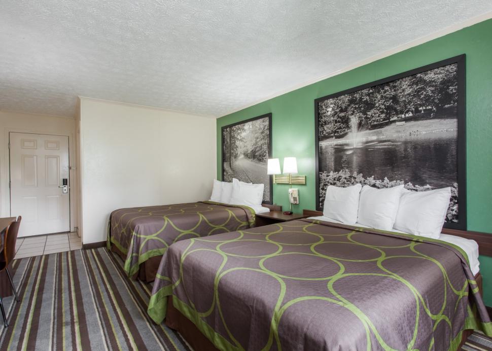 Super 8 by Wyndham Syracuse East