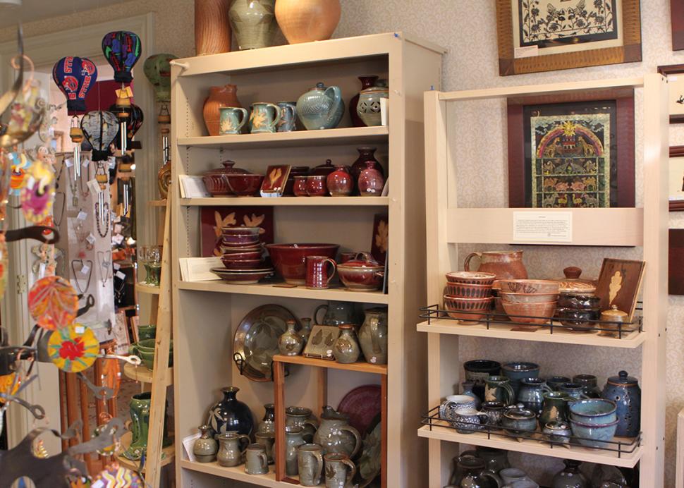 artizanns-naples-interior-ceramics-bowls-mugs