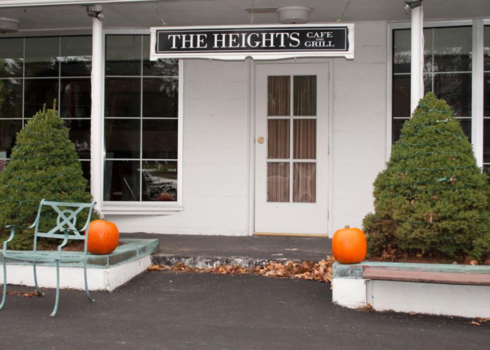 Heights Cafe & Grill, The