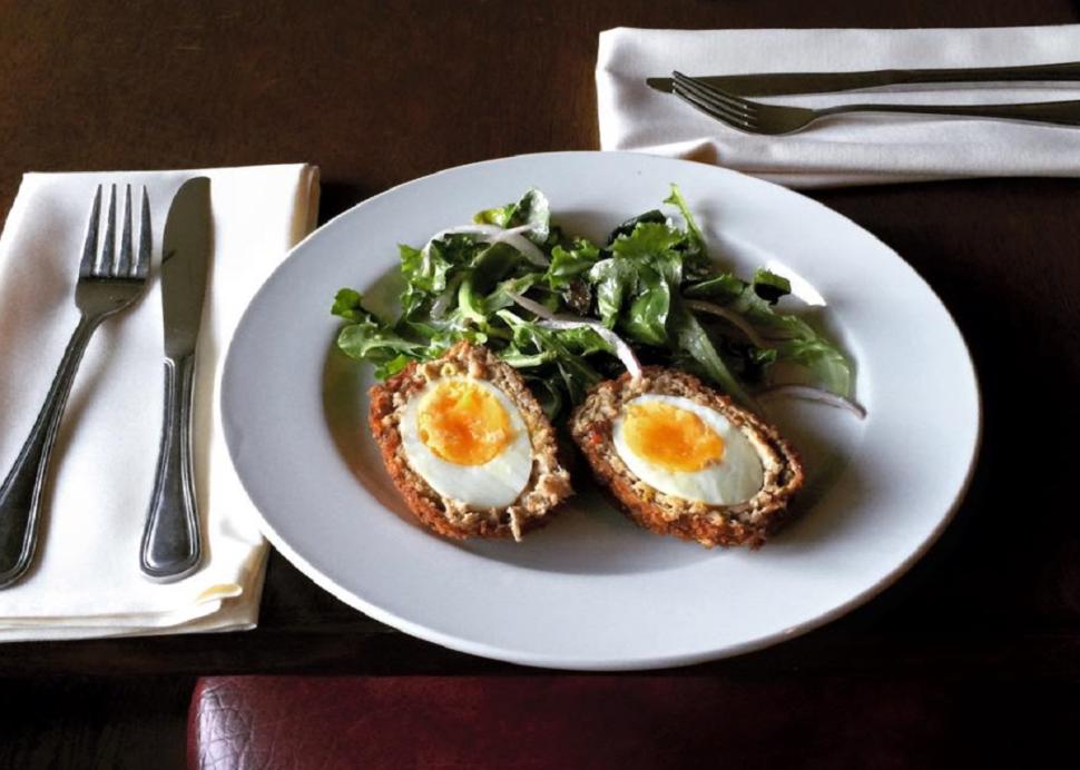 red-dove-tavern-geneva-eggs