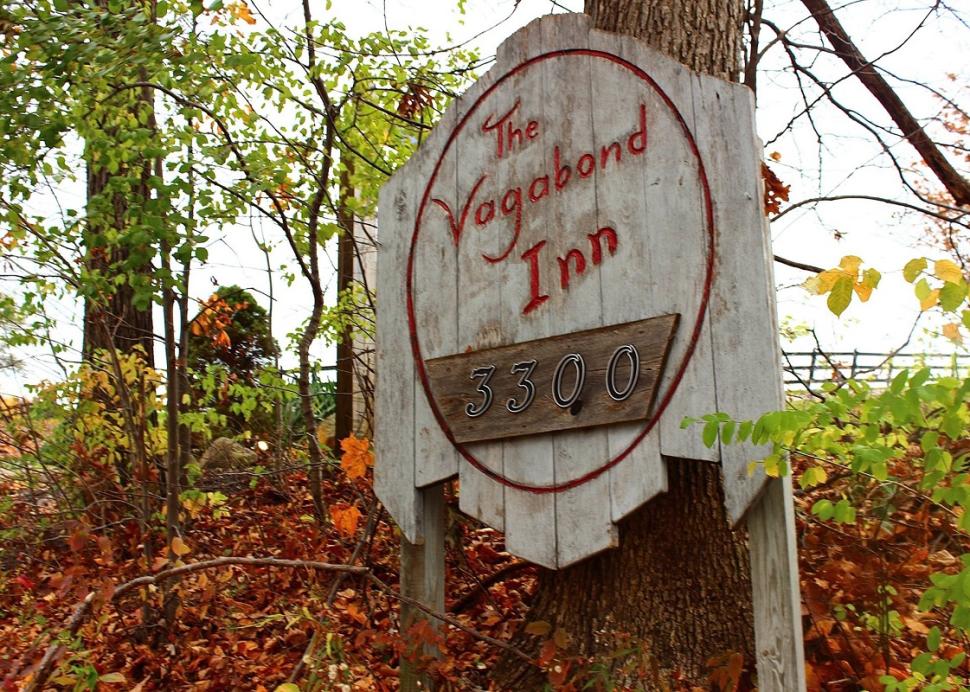 The exterior sign for The Vagabond Inn