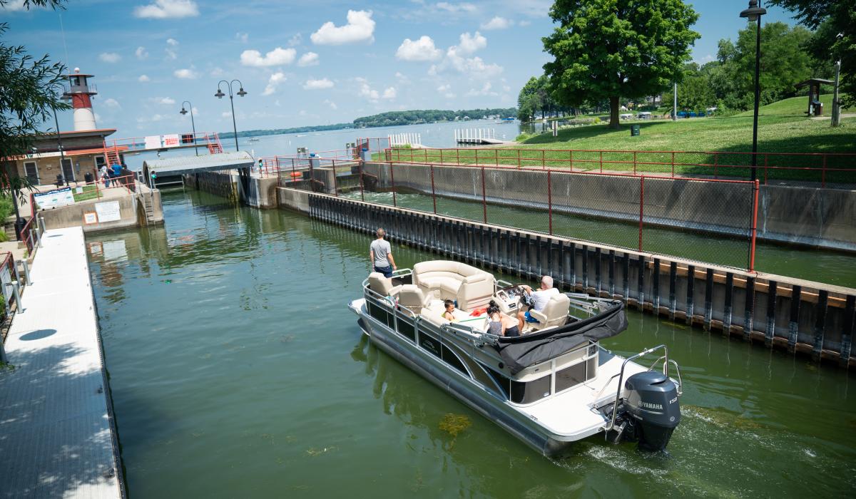 A boat passing through the Tenney Park locks