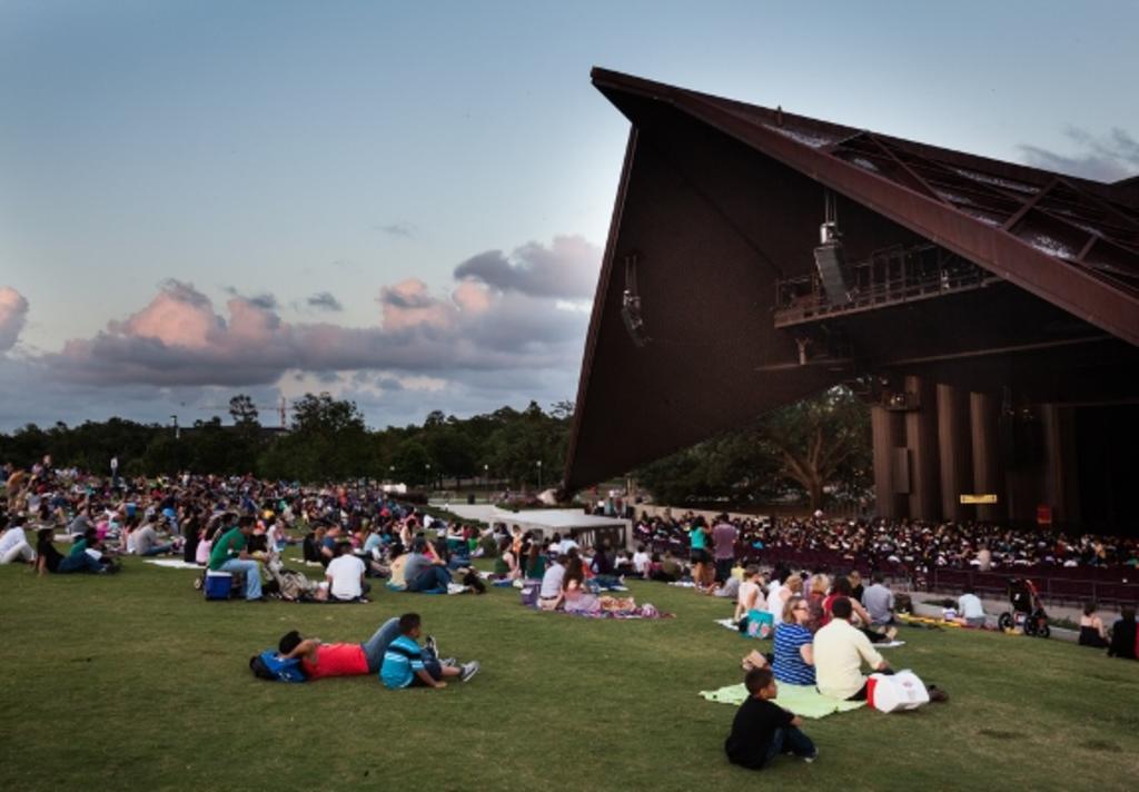 Miller Outdoor Theater Schedule 2022 Miller Outdoor Theatre | Things To Do In Houston, Tx