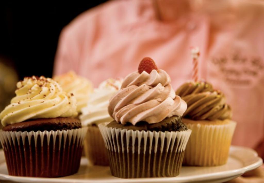 Ooh La La Dessert Boutique Park Row Restaurants In Katy Tx 77449