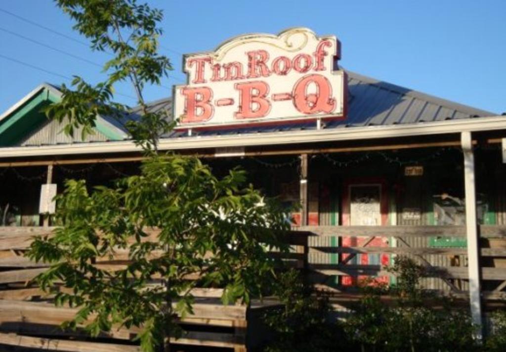 Tin Roof BBQ and Steaks