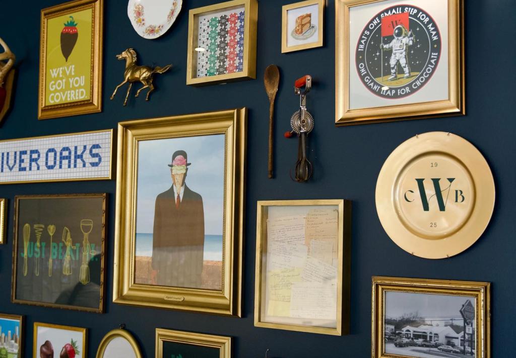 Winfield's Chocolate Bar River Oaks Restaurants in Houston, TX