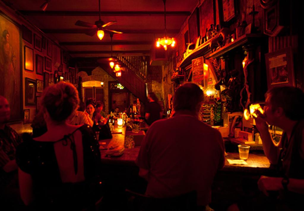 La Carafe Nightlife in Houston, TX