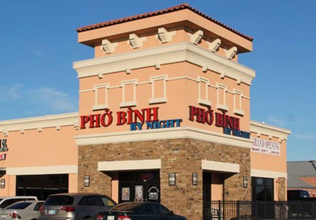 Pho Binh by Night