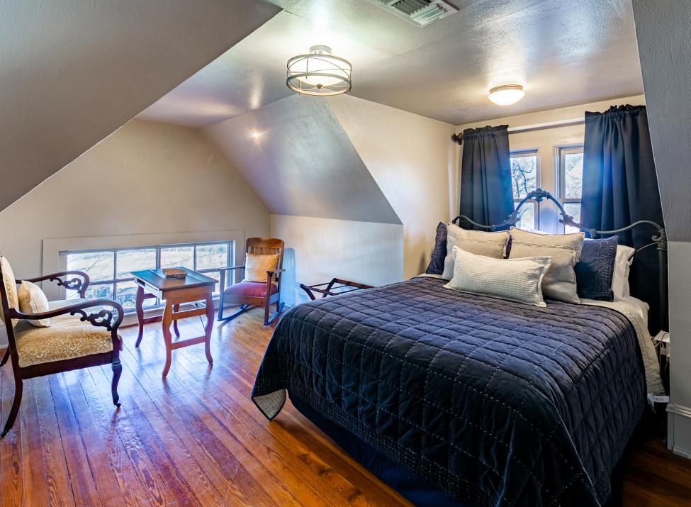 Pecan Suite