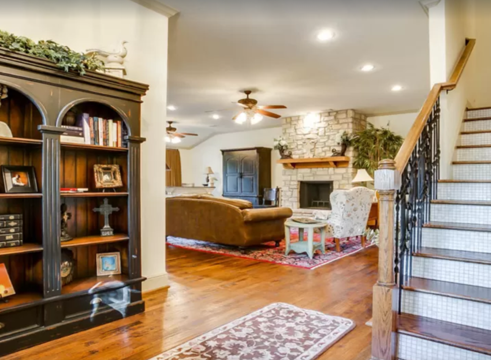 Granbury GetAway 1