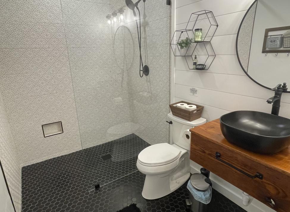 Level 1 Bath