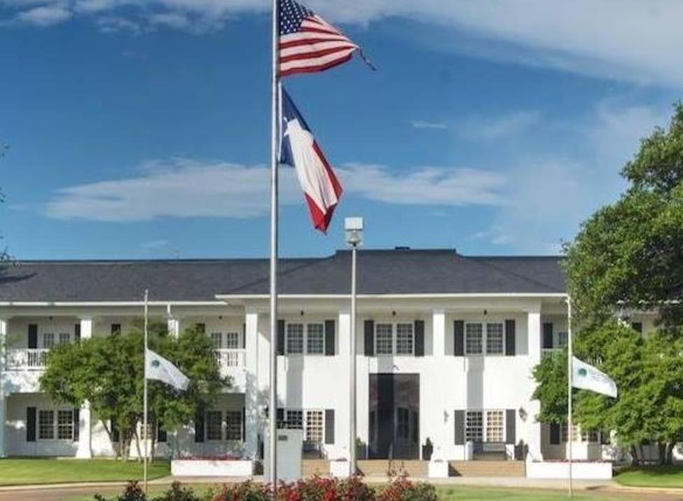 Pecan Plantation Clubhouse